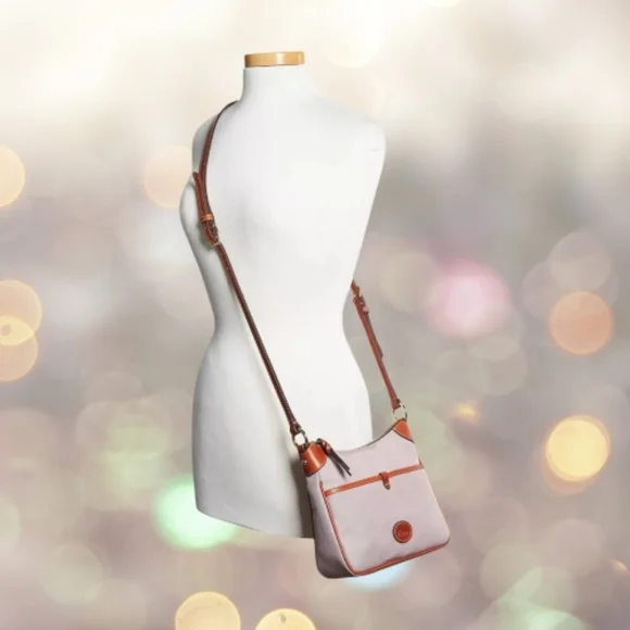 Dooney & Bourke Nylon Small Kimberly Crossbody Casual Chic Everyday Bag - Picture 3 of 11